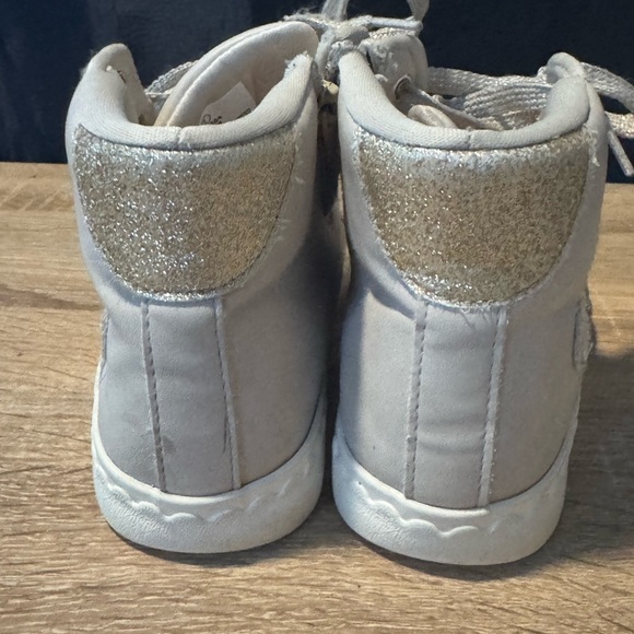 Cupcakes and cashmere girls sneakers size 2 side zipper glitter heart shoes - Picture 5 of 8